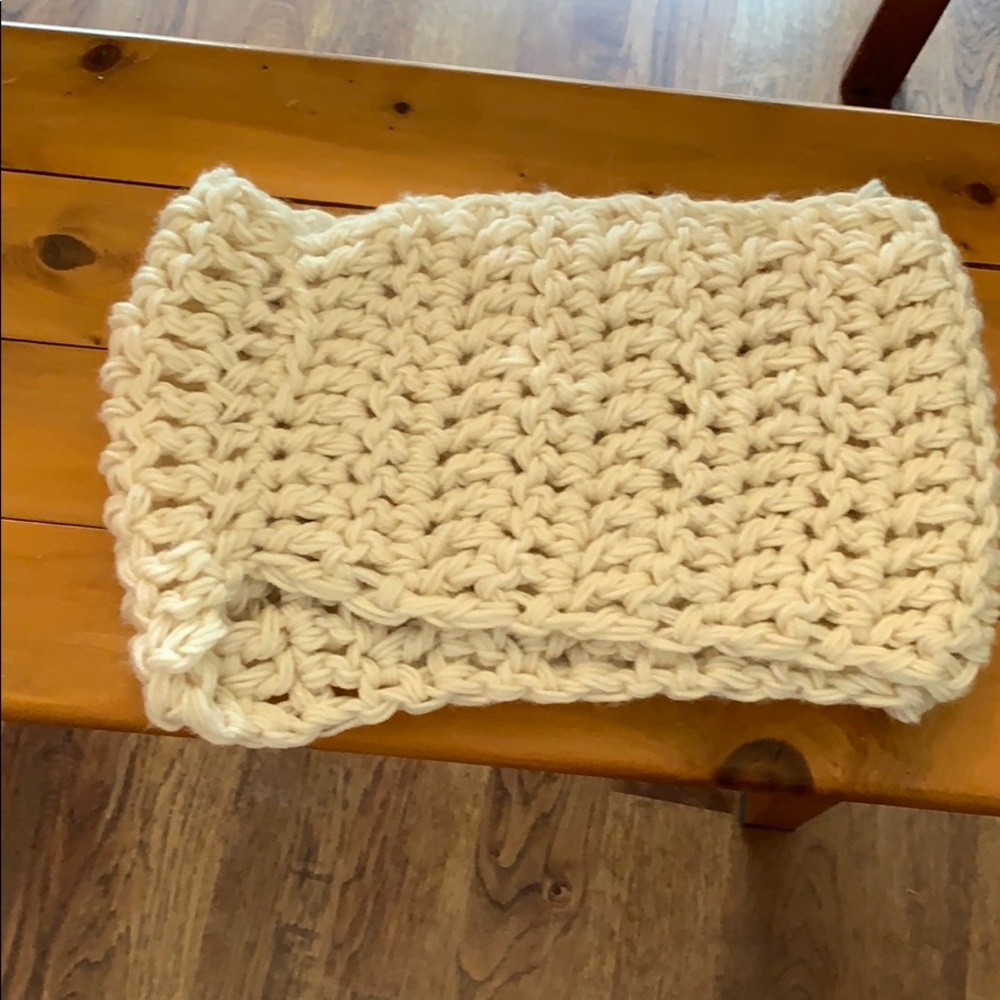 Infinity scarf